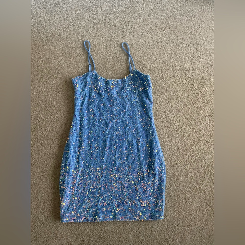 Lucy in Sky Sequin bodycon dress- NEVER WORN
